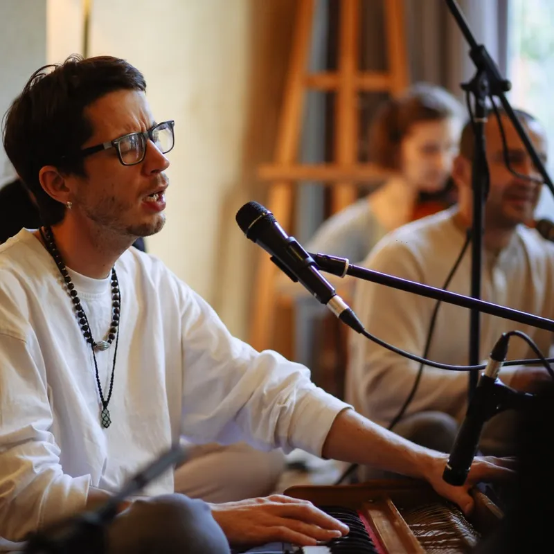 V72A3239 Large.jpeg